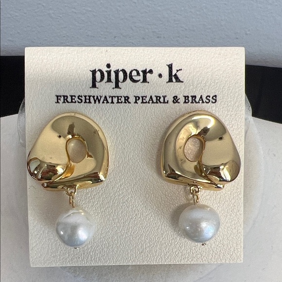 Piper K | Earrings with Freshwater Pearls ✨ - Picture 3 of 8